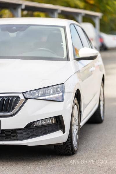 Škoda Scala 1.0 tsi parktronic