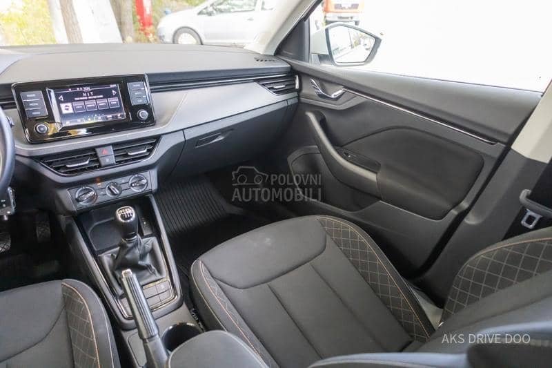 Škoda Scala 1.0 tsi parktronic