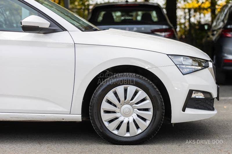 Škoda Scala 1.0 tsi parktronic