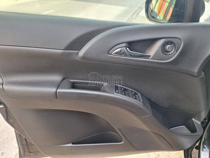 Opel Meriva RESTAJLING