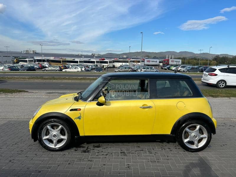 MINI Cooper 