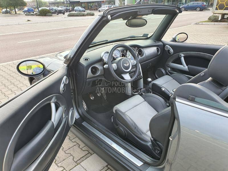 MINI Cooper S  MINI Cooper S