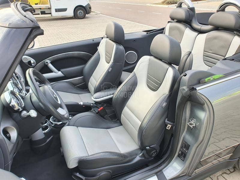 MINI Cooper S  MINI Cooper S