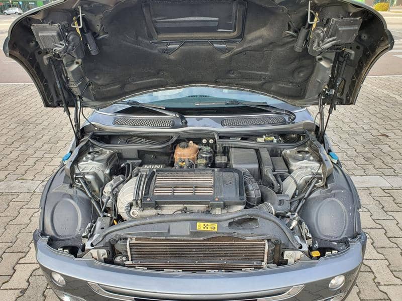 MINI Cooper S  MINI Cooper S