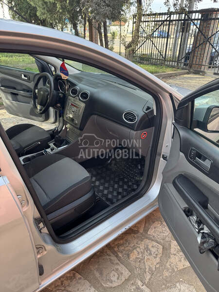 Ford Focus 1.6 16V Trend