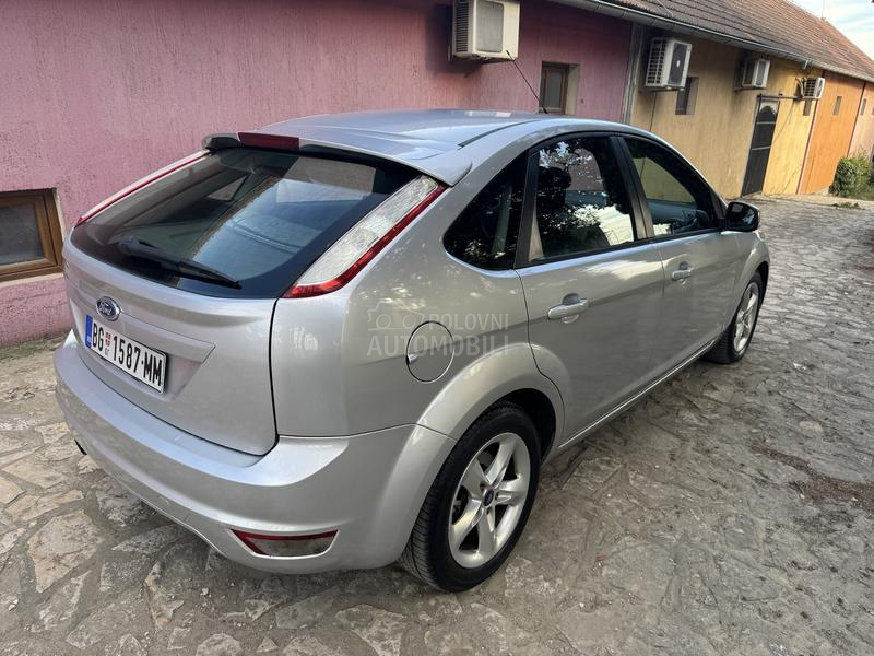 Ford Focus 1.6 16V Trend