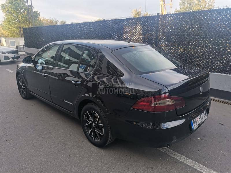 Škoda Superb 