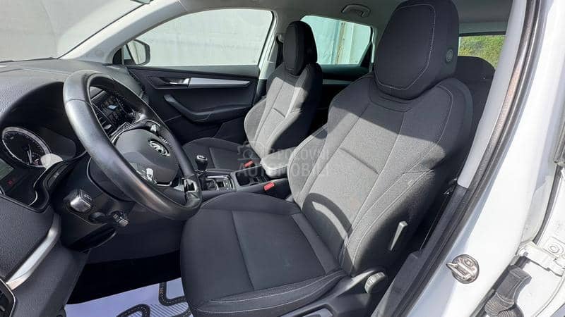 Škoda Karoq 2.0TDI STYLE Škoda Karoq 2.0TDI STYLE