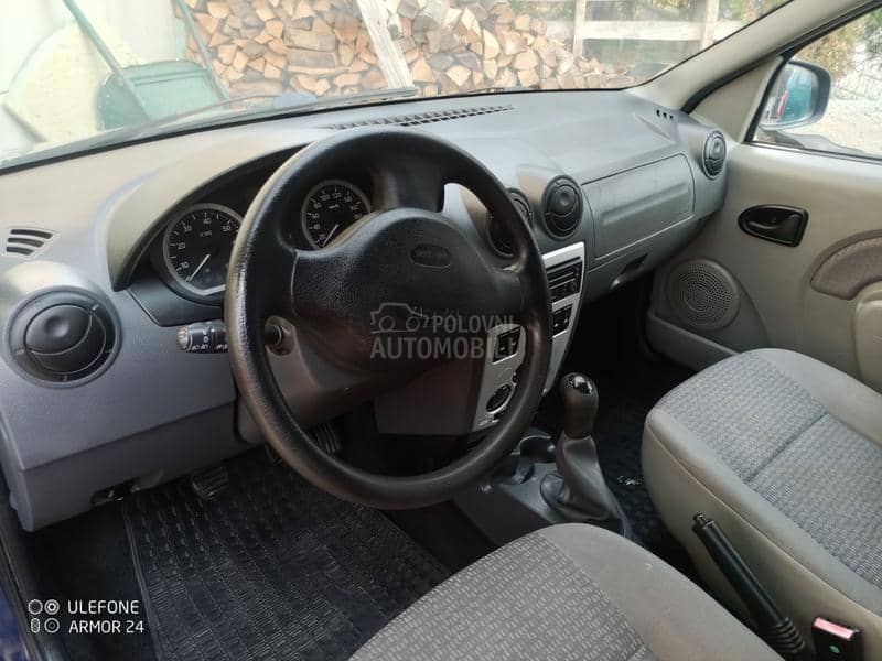 Dacia Logan 