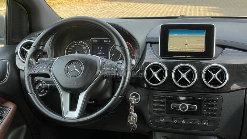 Mercedes Benz B 180 1.8CDI/AVANGARD Mercedes Benz B 180 1.8CDI/AVANGARD