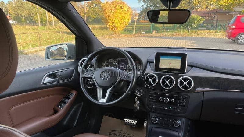 Mercedes Benz B 180 1.8CDI/AVANGARD Mercedes Benz B 180 1.8CDI/AVANGARD