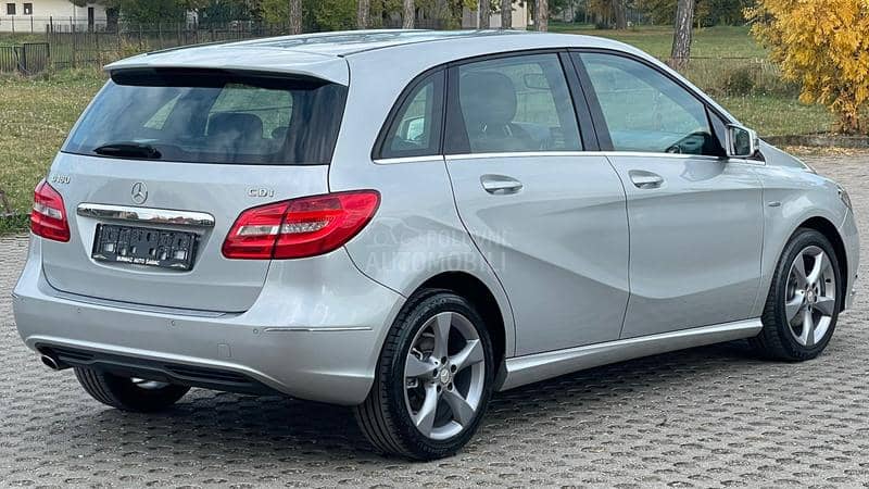 Mercedes Benz B 180 1.8CDI/AVANGARD Mercedes Benz B 180 1.8CDI/AVANGARD