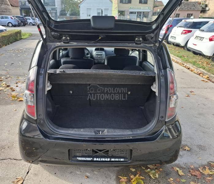 Daihatsu Sirion 1.0