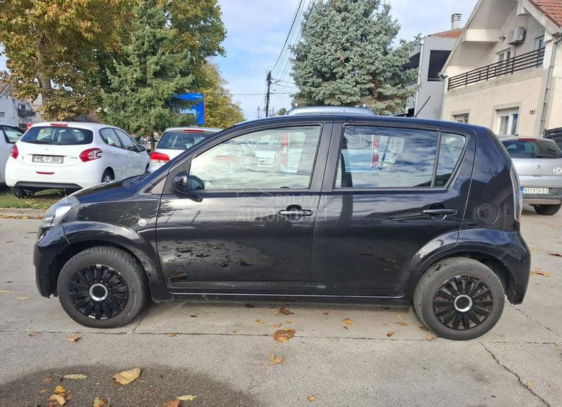 Daihatsu Sirion 1.0