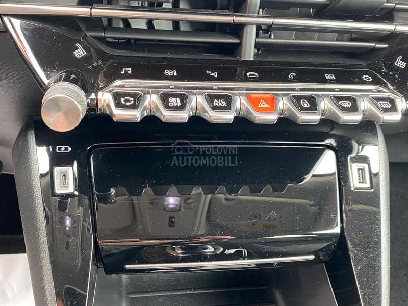 Peugeot 2008 1.2 ALLURE VIR AUT