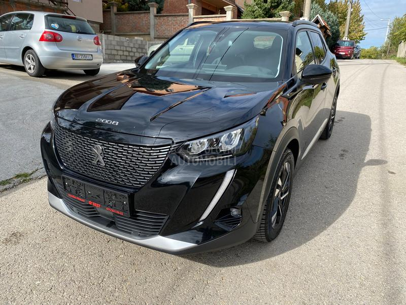 Peugeot 2008 1.2 ALLURE VIR AUT