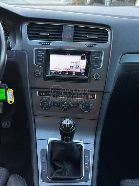 Volkswagen Golf 7 1.6TDI/HighLine/Led