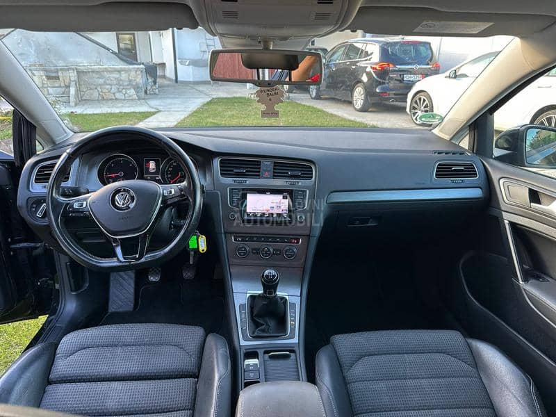 Volkswagen Golf 7 1.6TDI/HighLine/Led