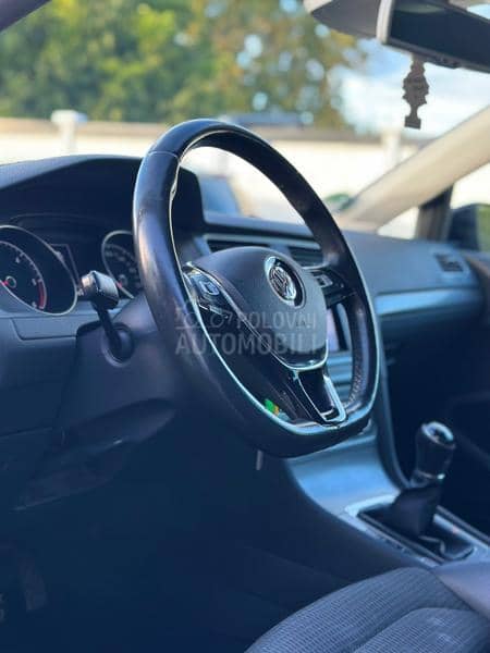 Volkswagen Golf 7 1.6TDI/HighLine/Led