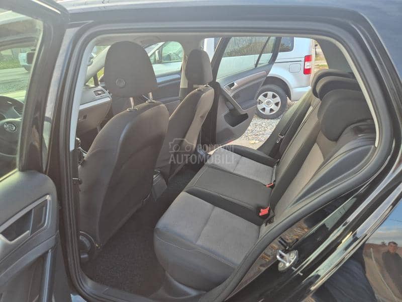 Volkswagen Golf 6 1.2 b