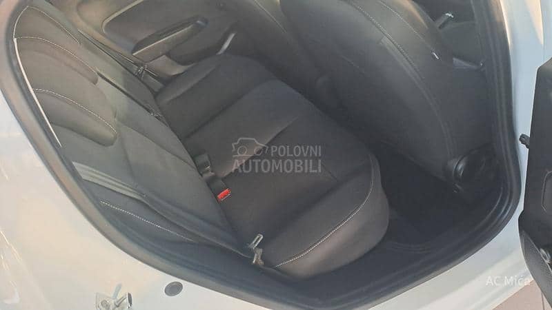 Renault Clio 1.0 NAV LED USB KAM