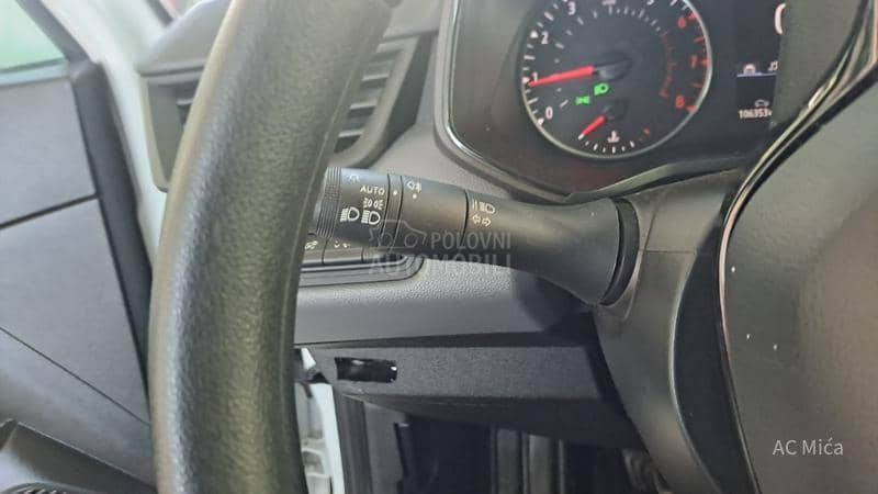 Renault Clio 1.0 NAV LED USB KAM