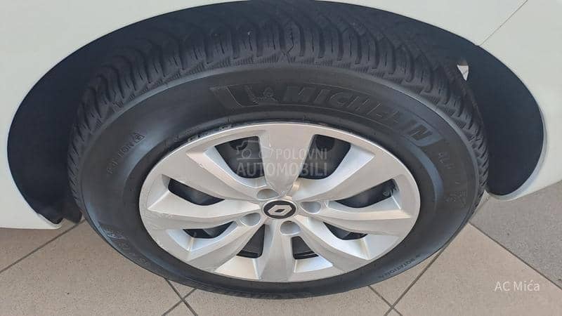 Renault Clio 1.0 NAV LED USB KAM