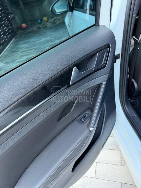 Volkswagen Golf 7 R DSG CH