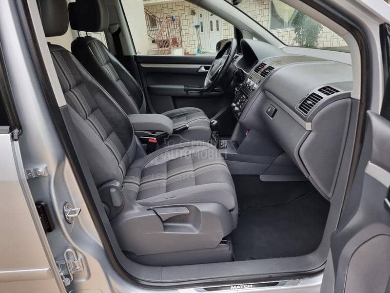 Volkswagen Touran 2.0TDI MATCH KA0 N0V