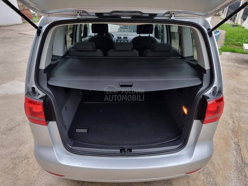 Volkswagen Touran 2.0TDI MATCH KA0 N0V