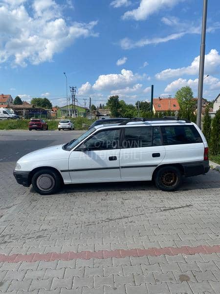 Opel Astra F 