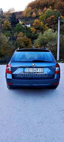 Škoda Octavia 1.5 G-Tec DSG/NAV