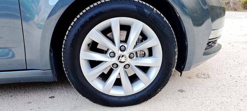 Škoda Octavia 1.5 G-Tec DSG/NAV