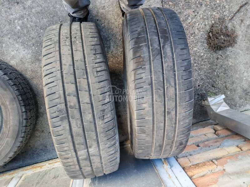 Vredestein 215/65 R16 Letnja