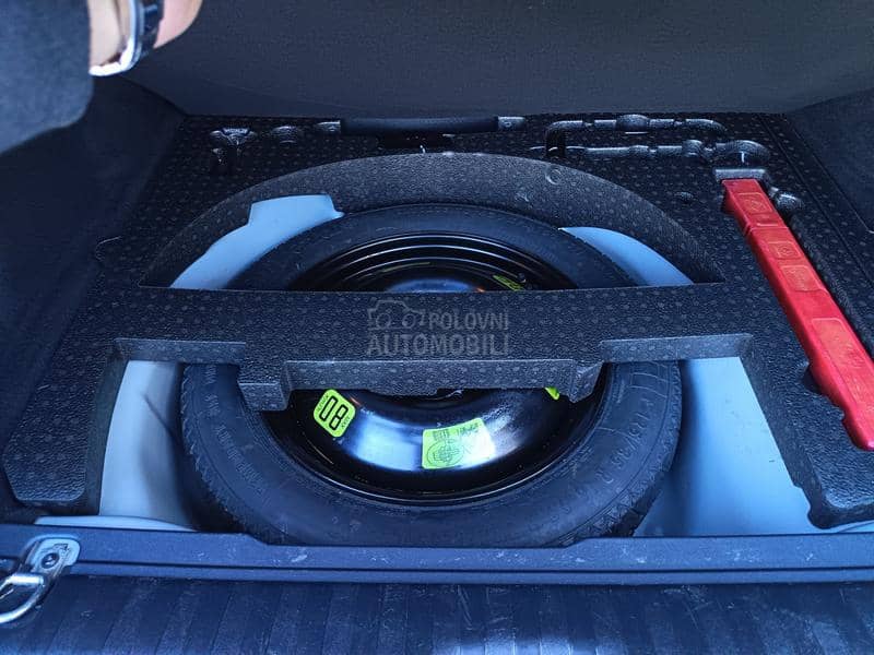 Peugeot 2008 1.6BLUEHDI