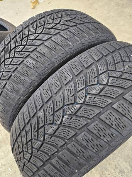 Dunlop 225/55 R17 Zimska