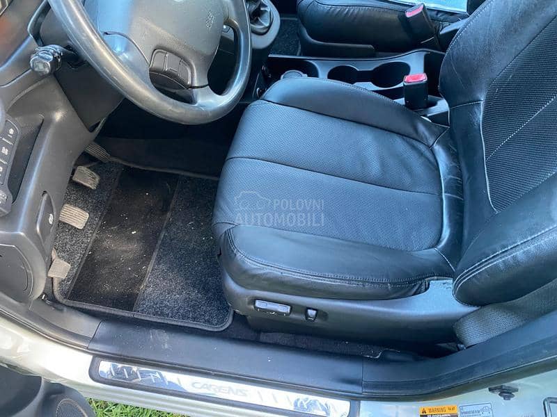 Kia Carens 2.0crdi