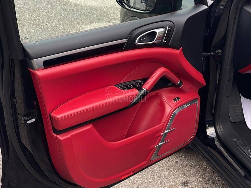 Porsche Cayenne S H Y B