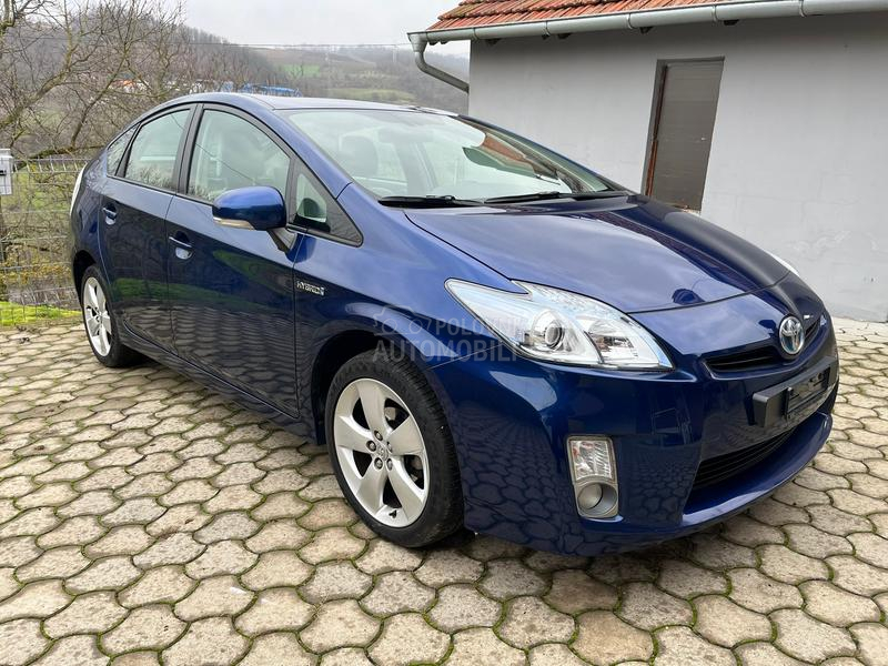 Toyota Prius Hybrid CH