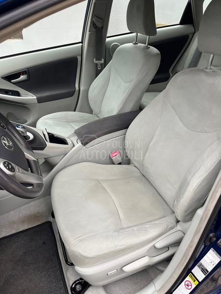 Toyota Prius Hybrid CH