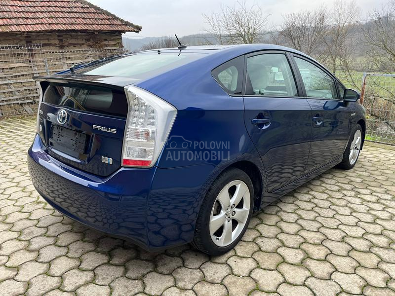 Toyota Prius Hybrid CH