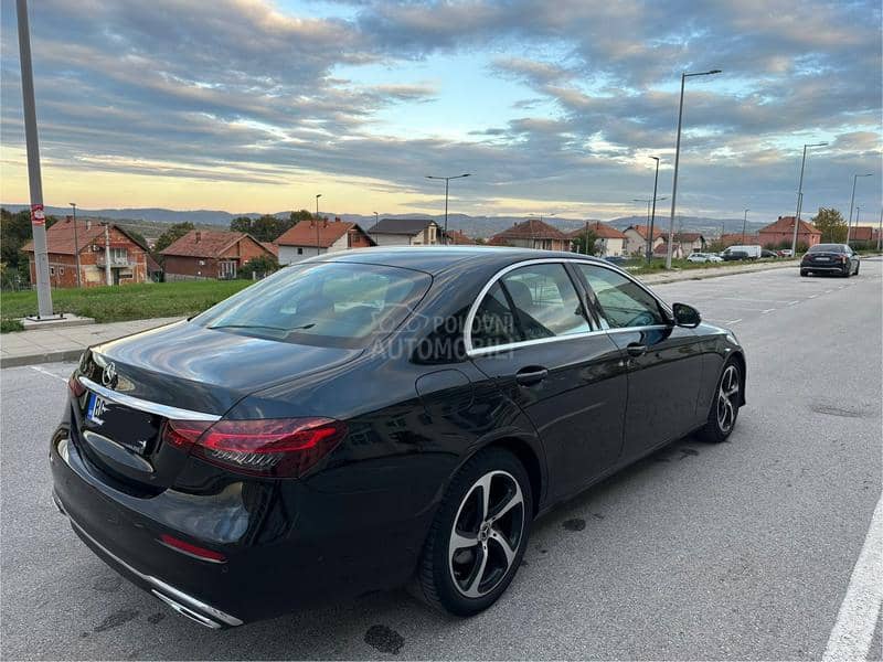 Mercedes Benz E 220 