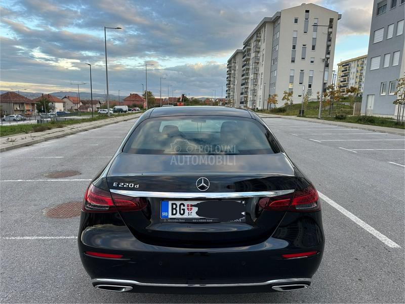 Mercedes Benz E 220 