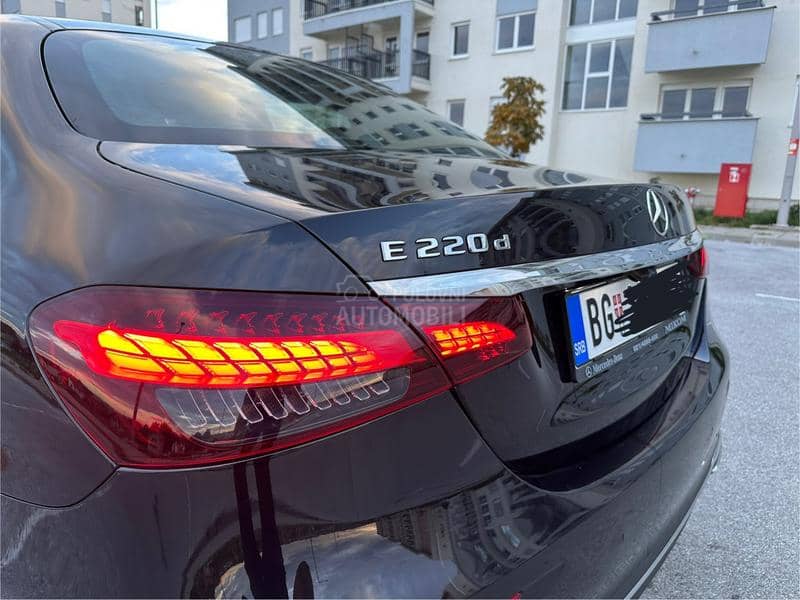 Mercedes Benz E 220 