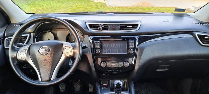 Nissan Qashqai  Nissan Qashqai