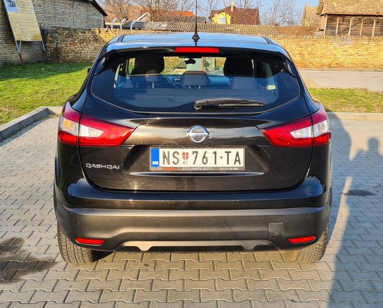 Nissan Qashqai  Nissan Qashqai