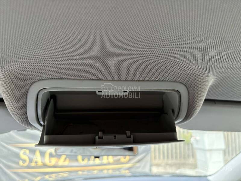 Volkswagen Golf 6 1.6 FSI