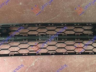 CENTRALNA RESETKA za Volkswagen Amarok od 2016. do 2022. god.