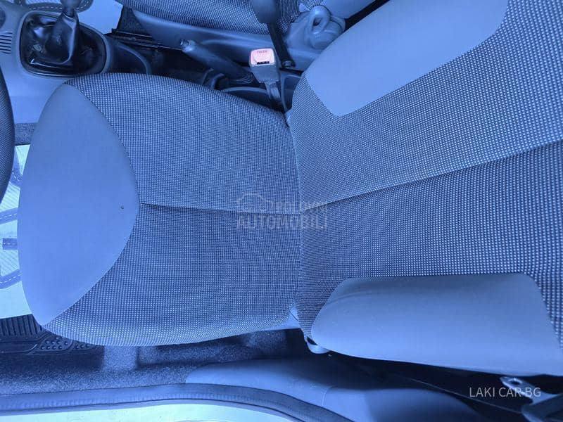 Peugeot 107 1.0b. 5 vra ta