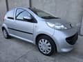 Peugeot 107 1.0b. 5 vra ta